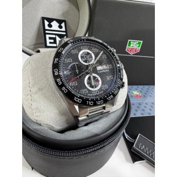 Tag Heuer Carrera